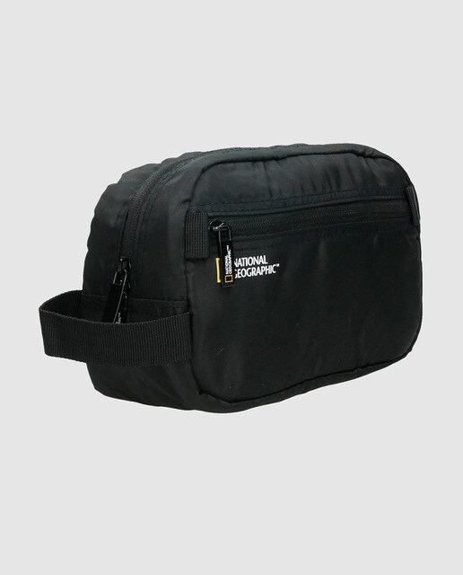 Neceser de color negro con cremallera y asa lateral