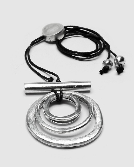 Collar Vestopazzo Aluminium tres círculos