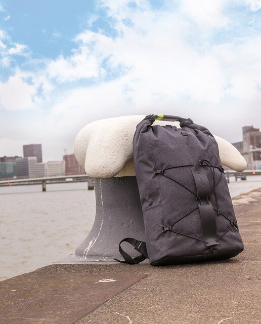 Mochila para el portátil antirrobo unisex XD Design Bobby Urban Lite en negro
