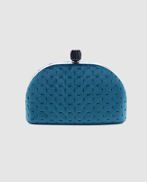 Clutch de fiesta Abbacino de terciopelo azul con boquilla