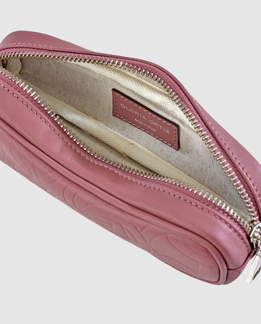 Estuche Gloria Ortiz Miriam de piel rosa grabada