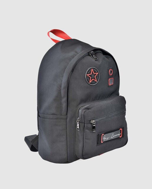 Mochila de hombre Guy Laroche en negro con cremallera y parches