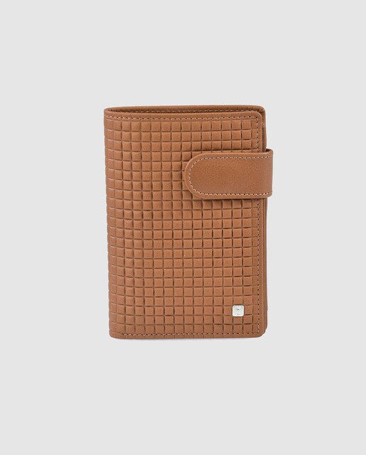 Cartera de hombre Yanko de piel grabada en camel con monedero