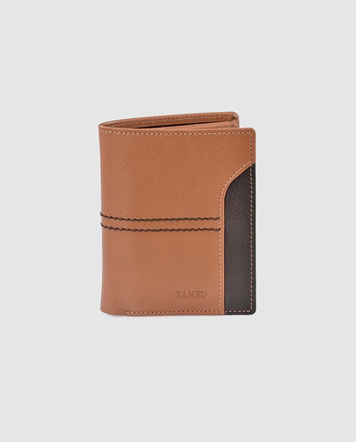 Cartera vertical de hombre Yanko de piel en camel con seis tarjeteros