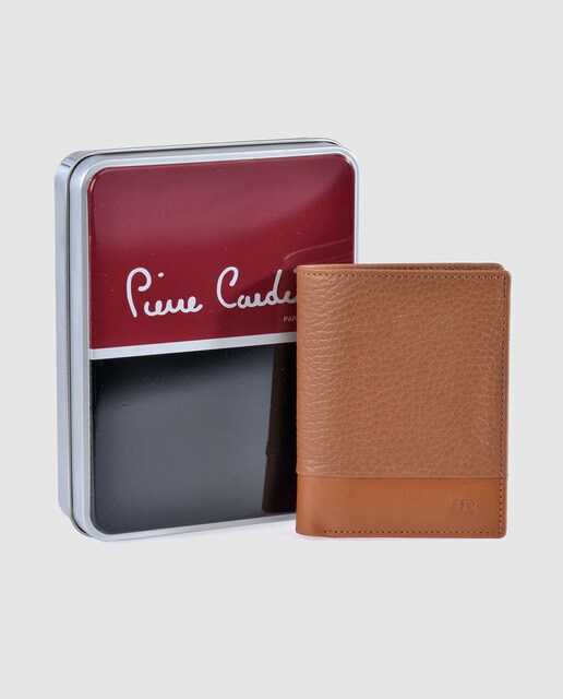 Cartera pequeña vertical de hombre Pierre Cardin de piel en camel