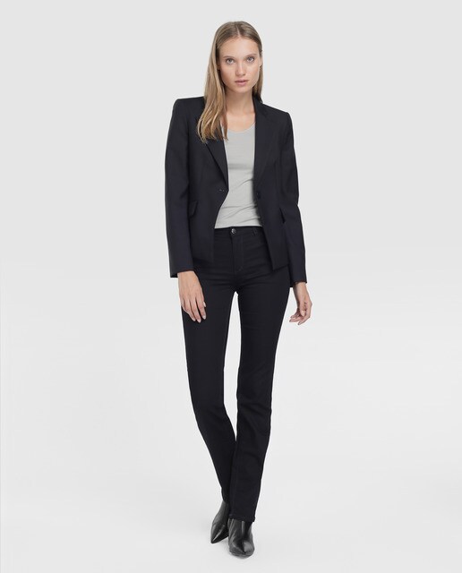 Vaquero pitillo de mujer Emporio Armani en color azul oscuro