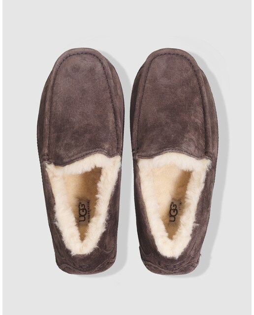 Mocasines de hombre UGG de color marrón