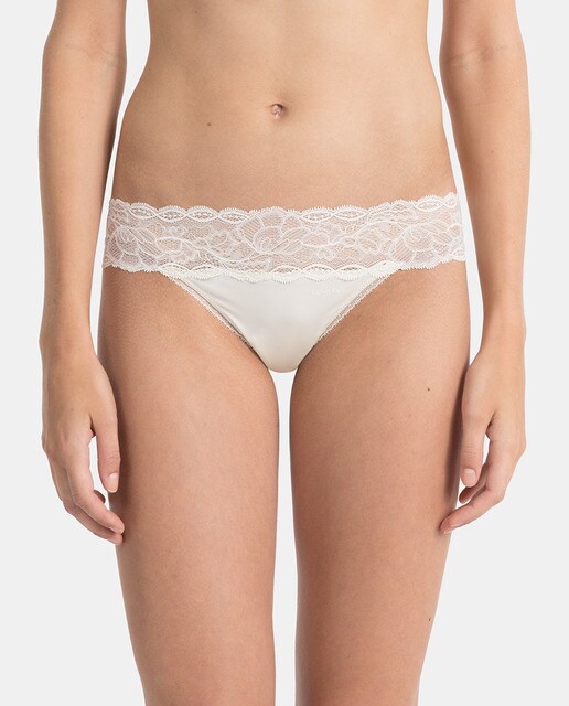 Tanga Seductive Comfort Calvin Klein liso con encaje