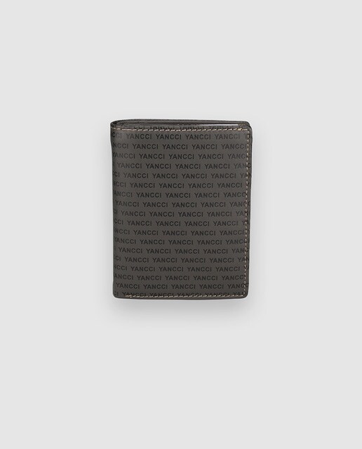 Cartera grande vertical de mujer Yancci de piel vacuna en gris con estampado