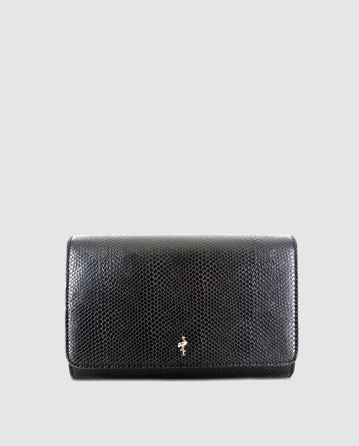 Cartera de mano de fiesta Menbur en negro con efecto piel de serpiente