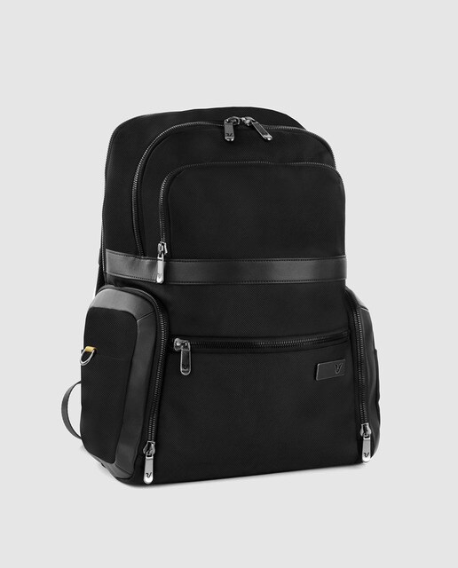 Mochila ROVER, negra, con capacidad 22 L