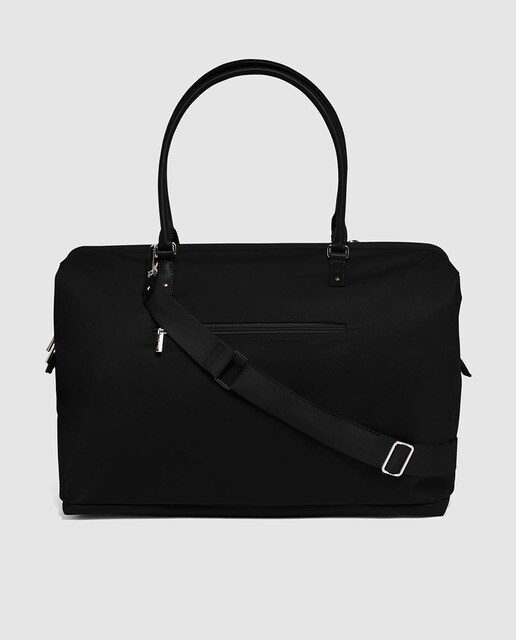 Bolsa de viaje Lipault LADY PLUME, negra, con capacidad 30,5 L