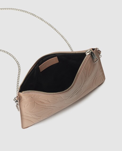 Pouch Gloria Ortiz Sofia Stamp de piel grabada en camel