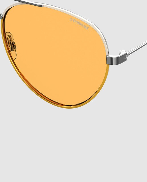 Gafas de sol de mujer Polaroid metálicas de aviador en tono plateado con lentes en amarillo