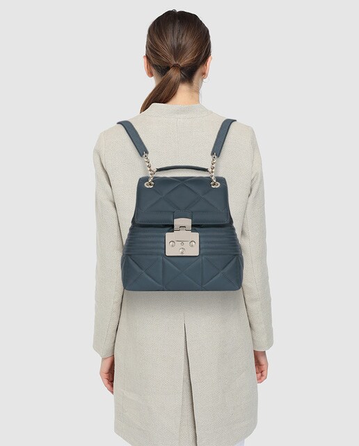 Mochila acolchada de mujer Furla Fortuna de piel en gris