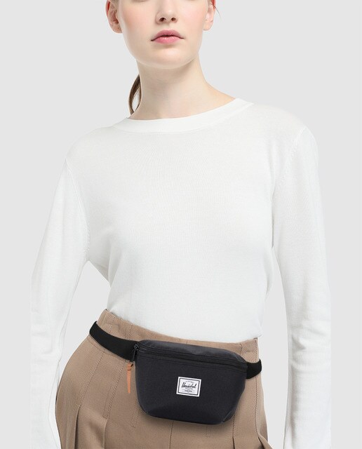 Riñonera unisex Herschel negra con cremallera