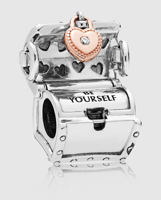 Charm Pandora en plata Club 2019 de plata y diamante