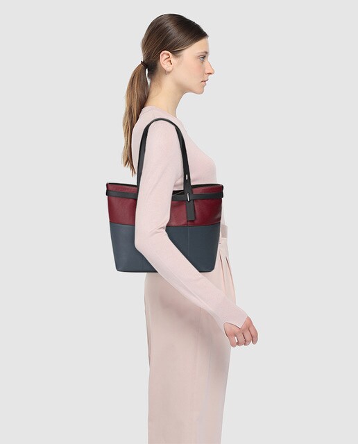 Tote mediano Furla Fiamma de piel en rojo y azul con imán