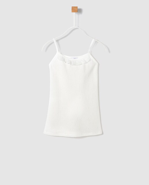Camiseta de niña Diacar en crema con calados