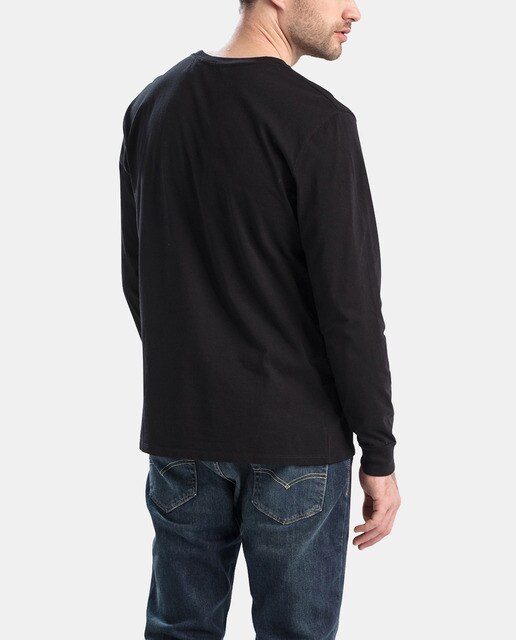 Camiseta de hombre Levi´s negra de manga larga