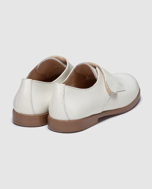 Scarpe da comunione da bambino Tizzas di colore beige con chiusura con adherente