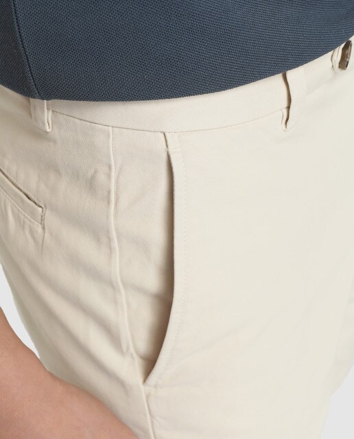 Bermuda de hombre Brooks Brothers lisa natural
