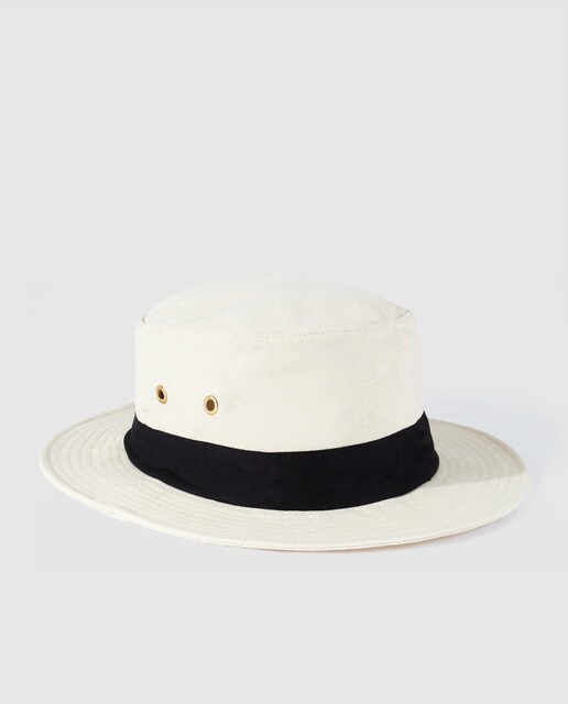 Sombrero de lona beige con cinta a contraste