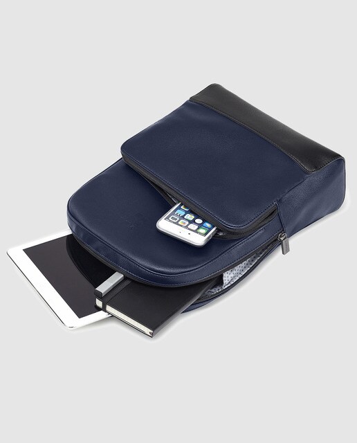 Mochila pequeña de hombre Moleskine Classic en azul marino y negro