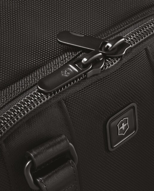 Mochila para portátil BELLEVUE negra con bolsillo acolchado