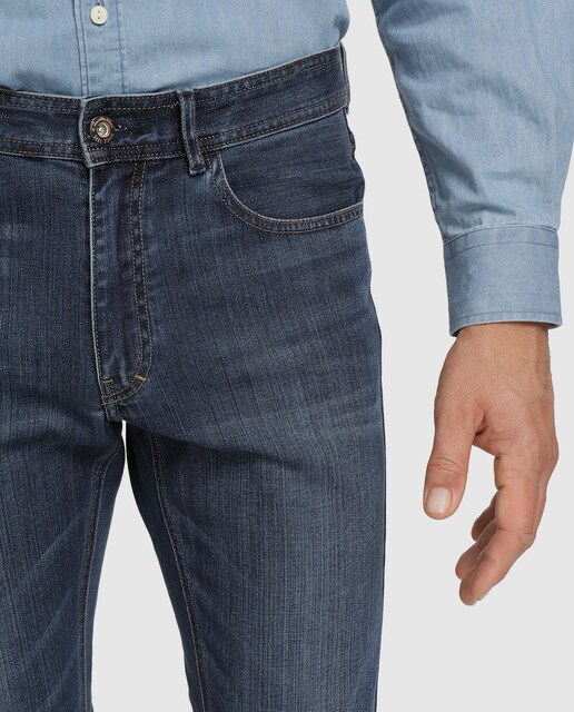 Jeans custom azuis de homem