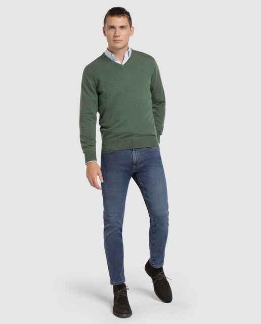 Jersey de lana 100% cashmere de hombre Alan Paine verde con el cuello de pico
