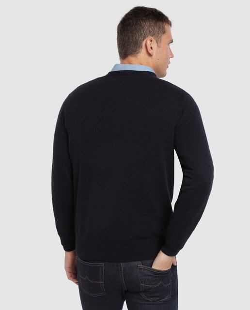 Jersey de lana 100% cashmere Alan Paine azul con el cuello de pico