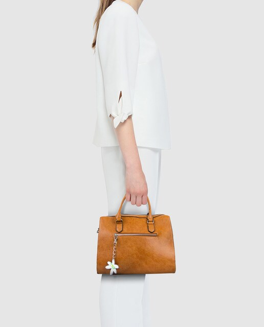 Bowling bag Margarita Green em tom camel com alça de tiracolo