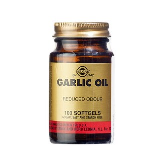 Solgar Garlic Oil Cápsulas Gel embalagem 100 unidades