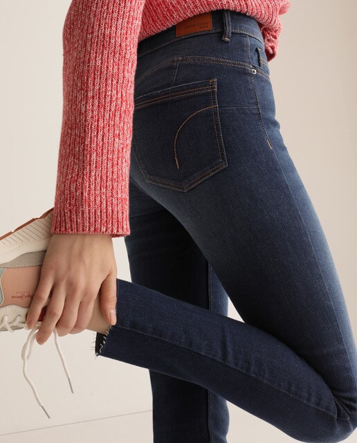 Jeans skinny push-up de mulher