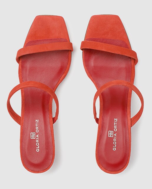 Sandalias de tacón de mujer Gloria Ortiz en ante rojo