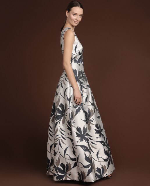 Vestido comprido com jacquard floral