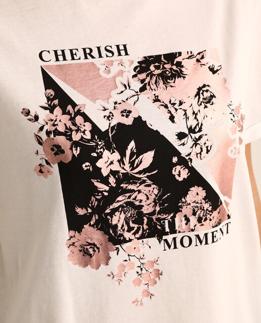 Camiseta de mujer con detalle delantero