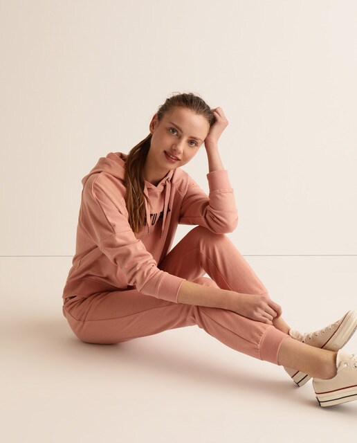 Sweatshirt de mulher com capuz e logótipo