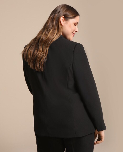 Blazer de mulher tamanhos grandes com fecho de botão