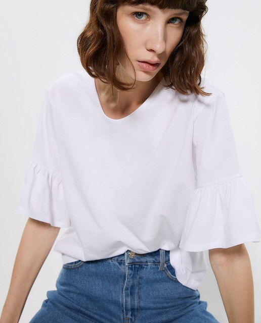 Camiseta lisa de mujer con volante