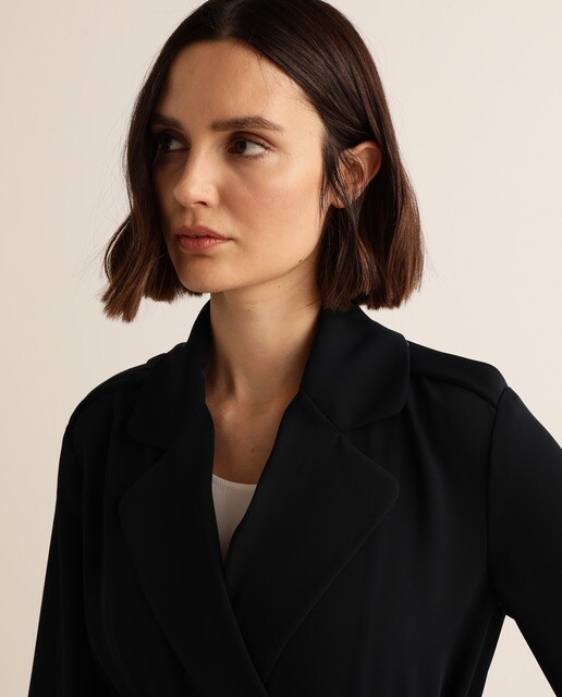 Gabardina larga fluida de mujer