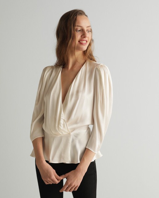 Blusa satinada de mujer manga francesa péplum