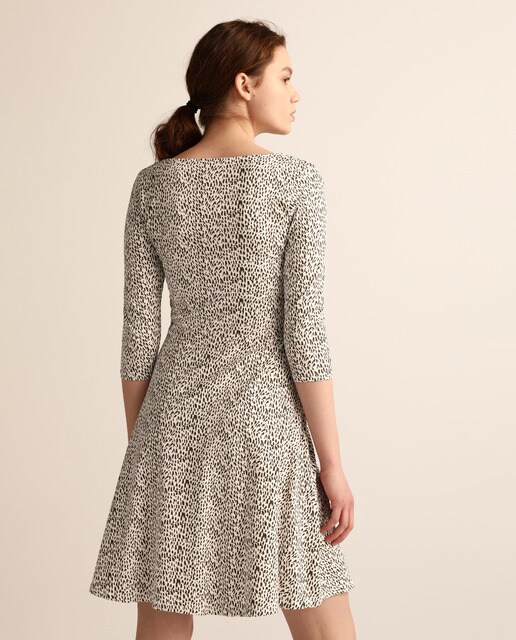 Vestido estampado com manga 3/4