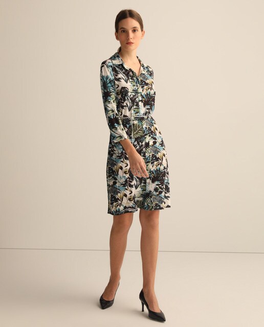 Vestido estampado com botões