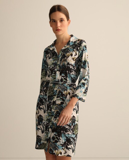 Vestido estampado com botões