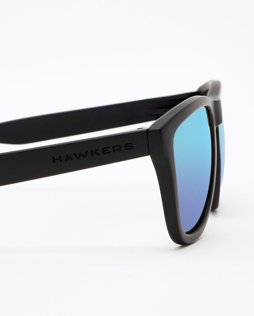 Gafas de sol unisex Hawkers One redondeadas en negro liso y lente azul