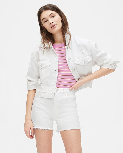 Short vaquero de mujer con bajo deshilachado