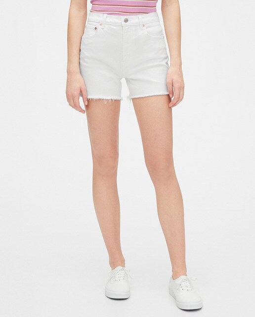 Short vaquero de mujer con bajo deshilachado