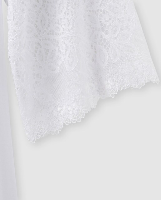 Bata Wedding modal con encaje